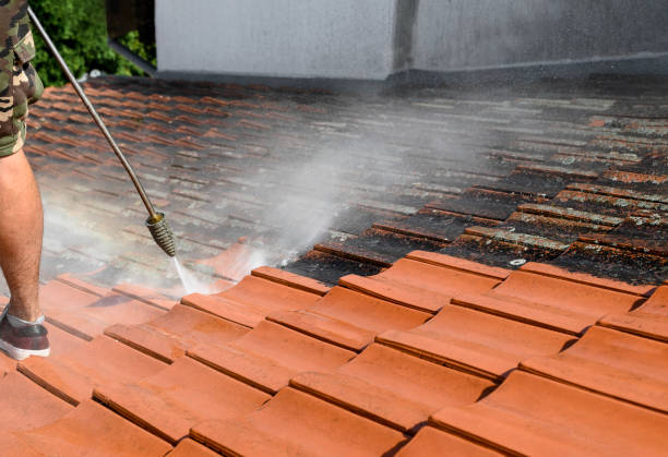 Best Commercial Pressure Washing  in Levittown, NY